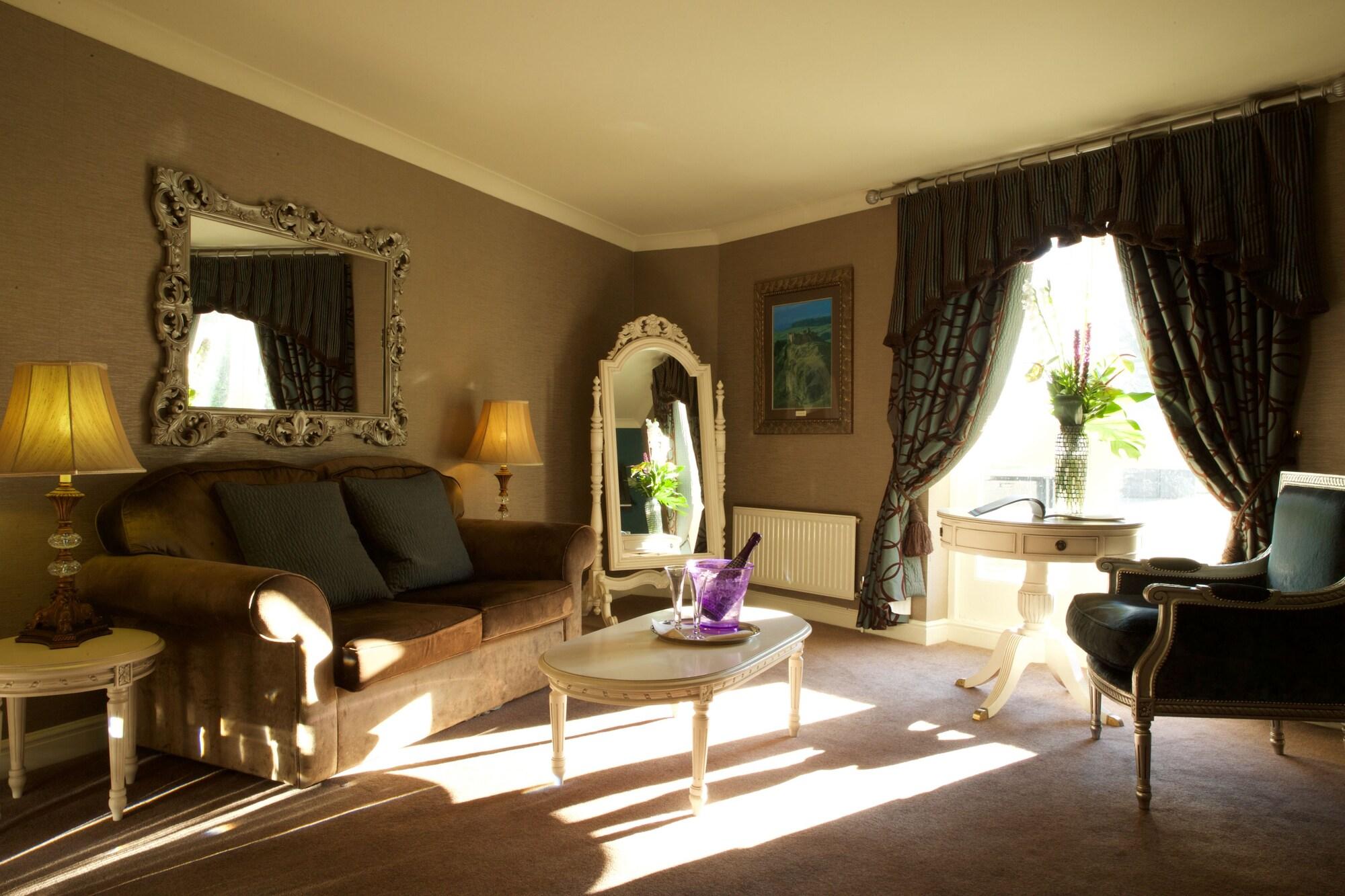 Wrexham Llyndir Hall Hotel, BW Signature Collection Chester Bagian luar foto