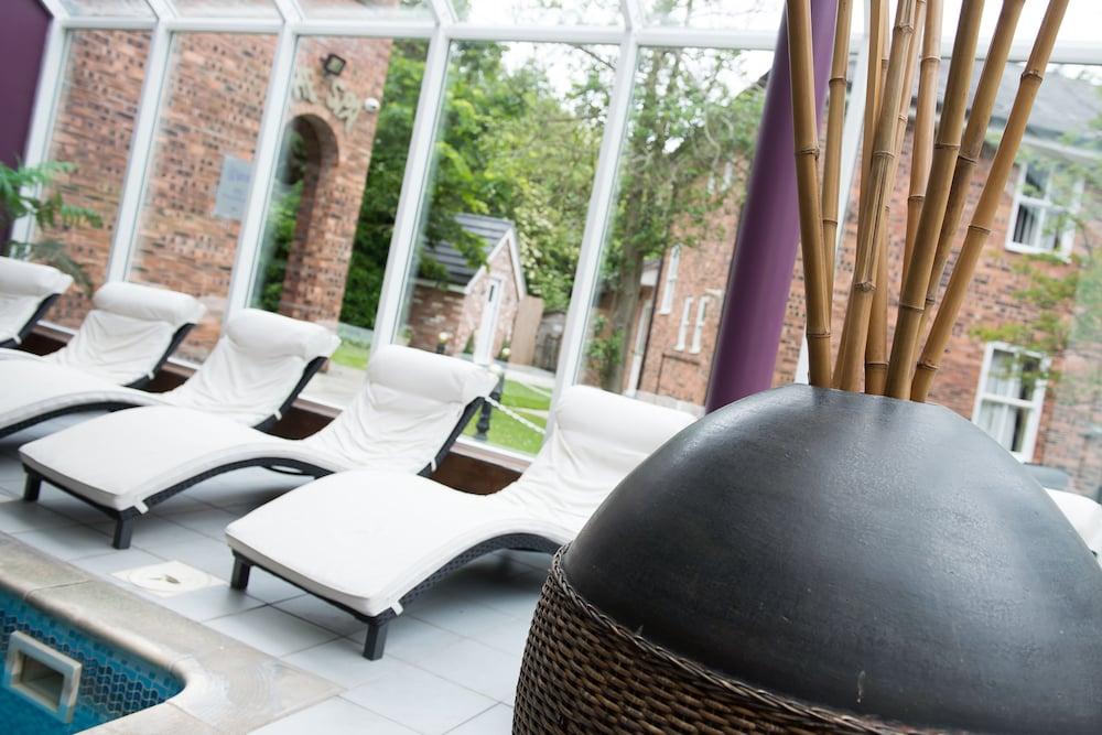 Wrexham Llyndir Hall Hotel, BW Signature Collection Chester Bagian luar foto