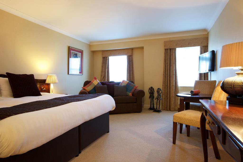Wrexham Llyndir Hall Hotel, BW Signature Collection Chester Bagian luar foto