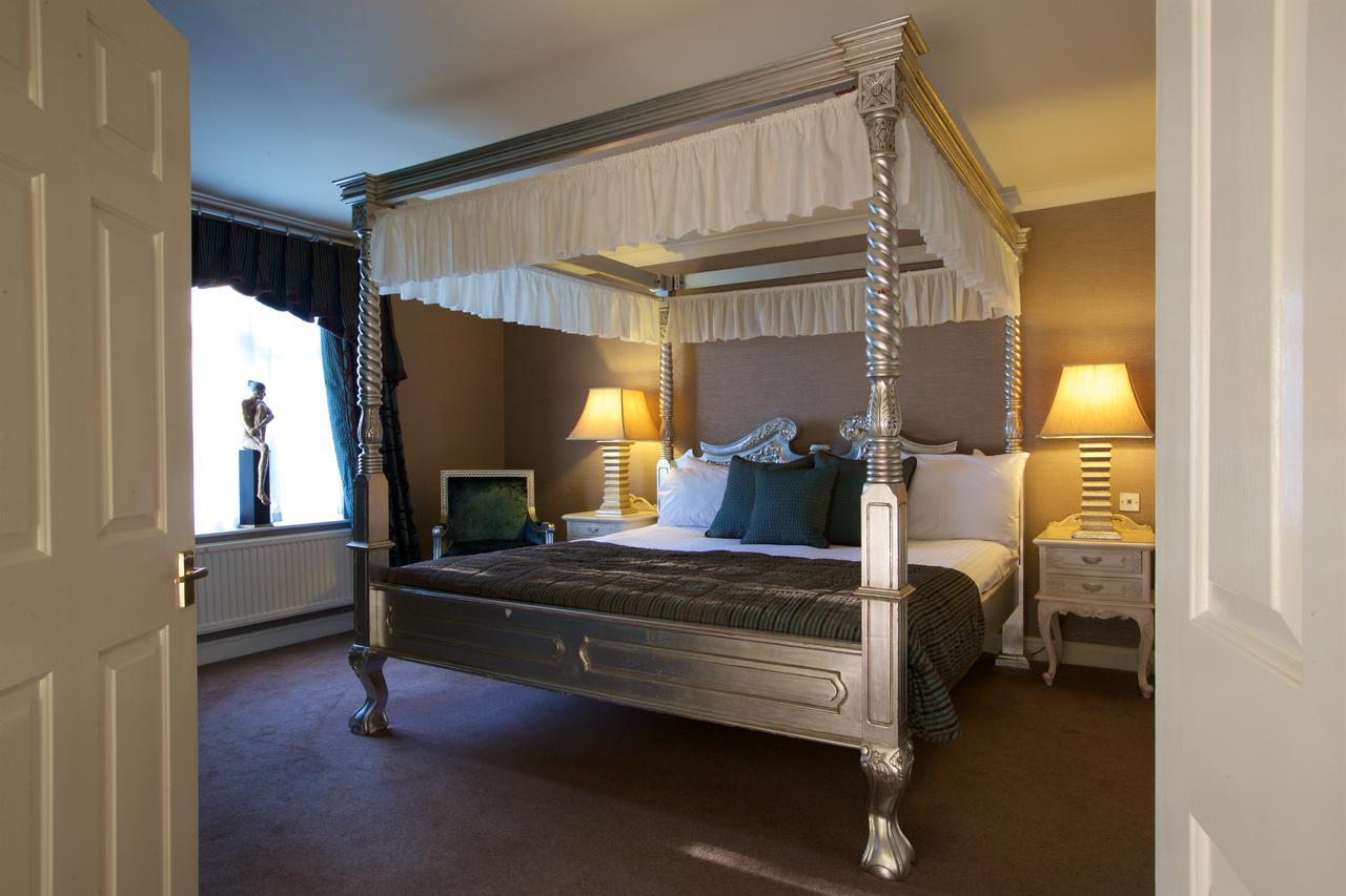 Wrexham Llyndir Hall Hotel, BW Signature Collection Chester Bagian luar foto