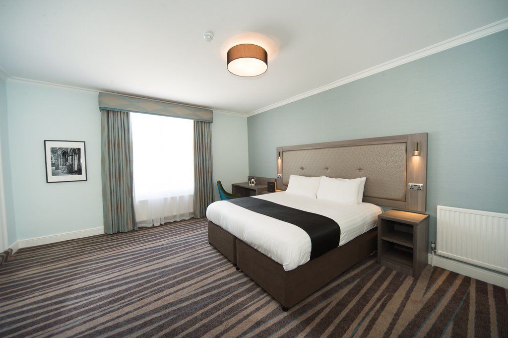 Wrexham Llyndir Hall Hotel, BW Signature Collection Chester Bagian luar foto