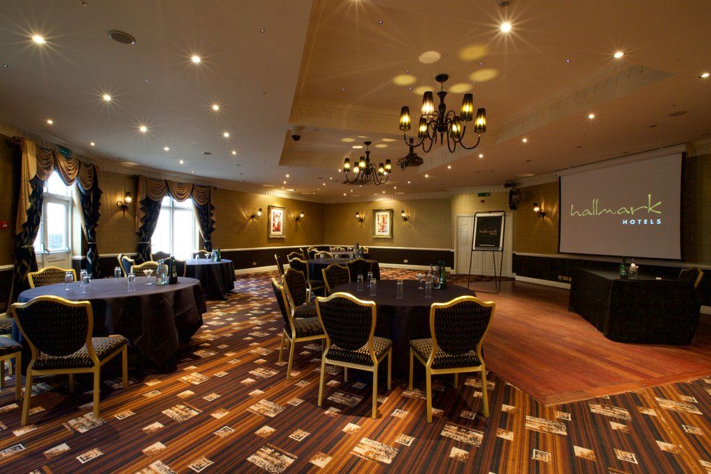 Wrexham Llyndir Hall Hotel, BW Signature Collection Chester Bagian luar foto