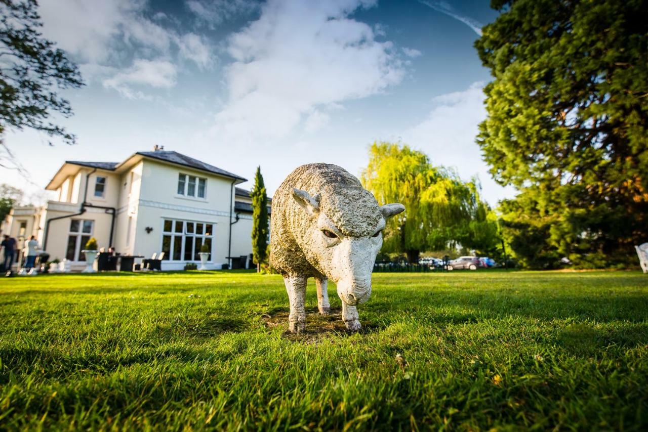 Wrexham Llyndir Hall Hotel, BW Signature Collection Chester Bagian luar foto