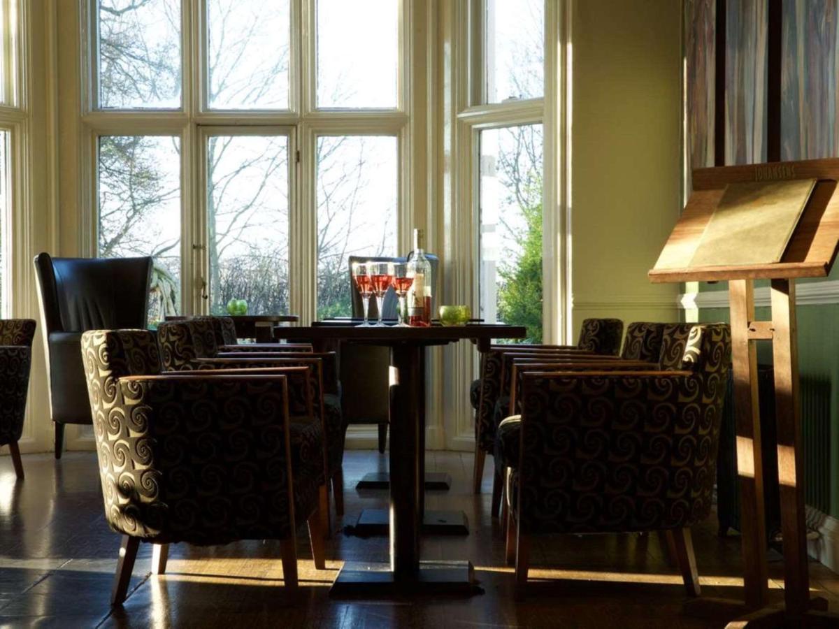 Wrexham Llyndir Hall Hotel, BW Signature Collection Chester Bagian luar foto